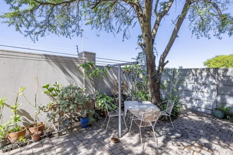 2 Bedroom Property for Sale in Bellville Western Cape